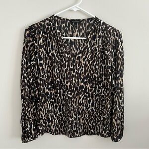Banana Republic animal print blouse